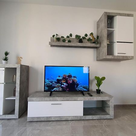 Pretty 2 Bedroom Apartment With Shared Pool St. Paul's Bay Exterior photo