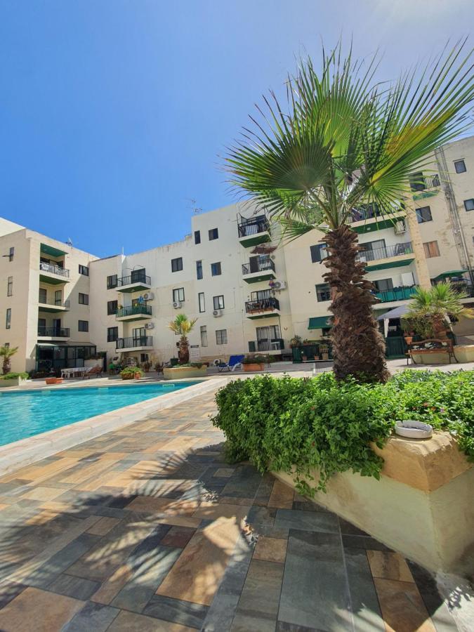 Pretty 2 Bedroom Apartment With Shared Pool St. Paul's Bay Exterior photo