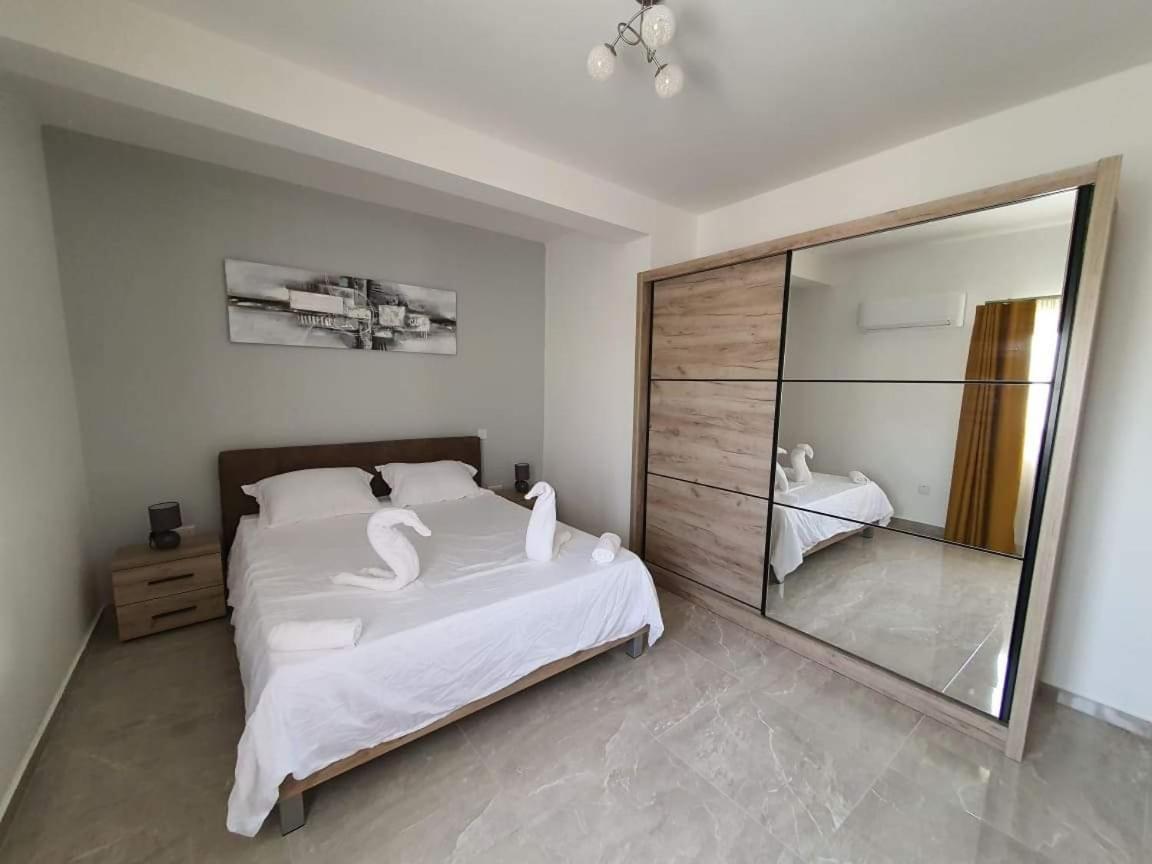 Pretty 2 Bedroom Apartment With Shared Pool St. Paul's Bay Exterior photo