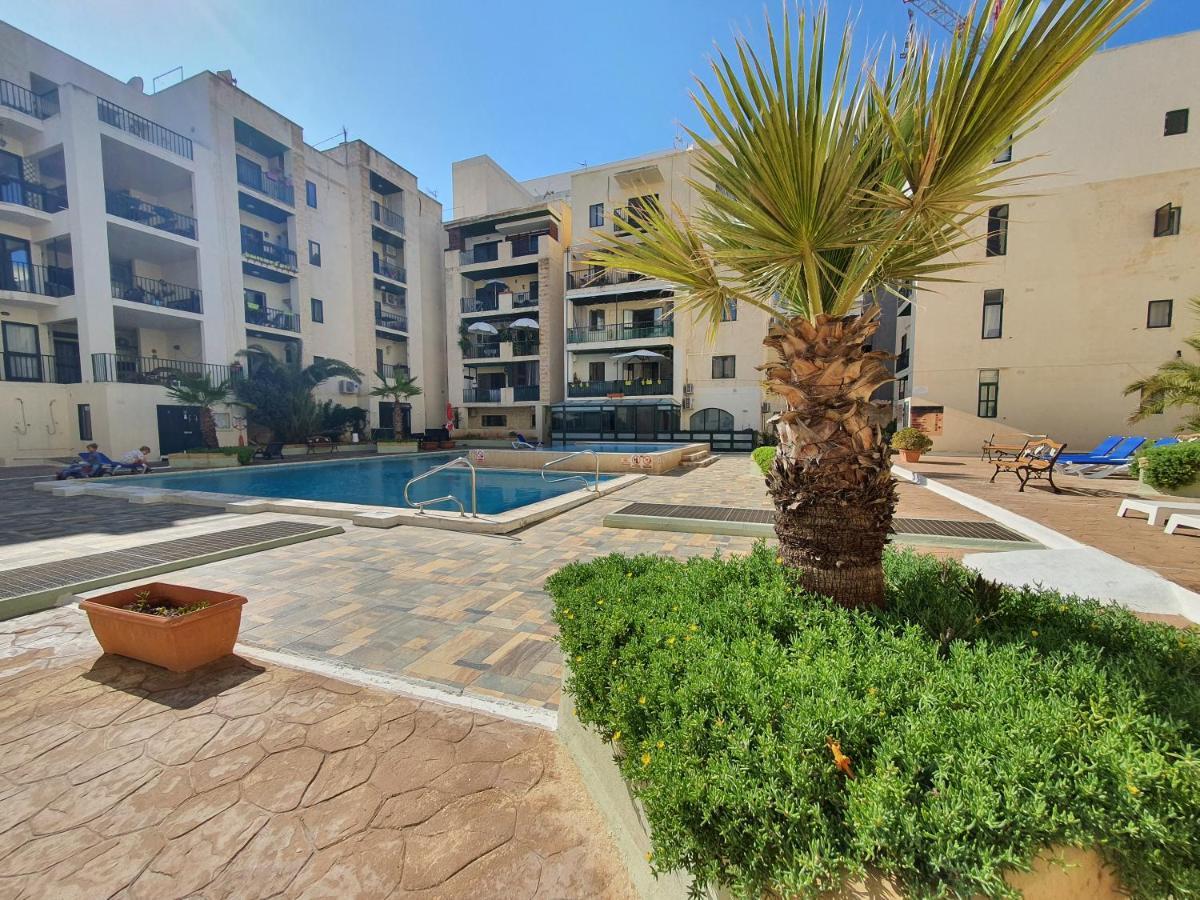 Pretty 2 Bedroom Apartment With Shared Pool St. Paul's Bay Exterior photo