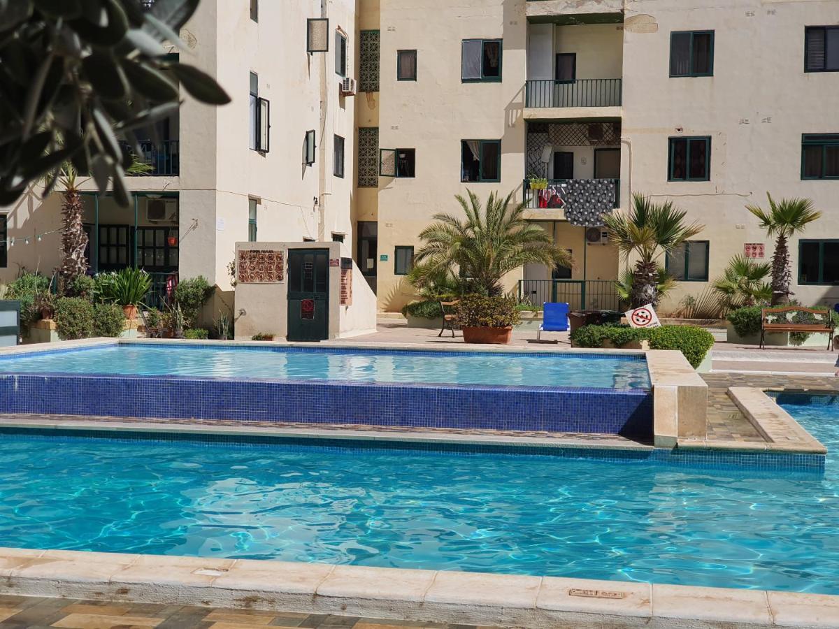 Pretty 2 Bedroom Apartment With Shared Pool St. Paul's Bay Exterior photo
